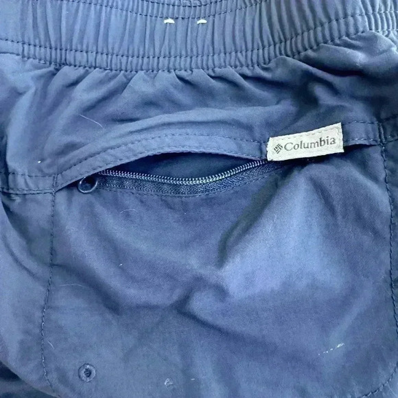 Columbia Navy Blue Shorts XL - Picture 4 of 8